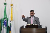 João Henrique Sabag Duarte é empossado no lugar do vereador Nei Cabral