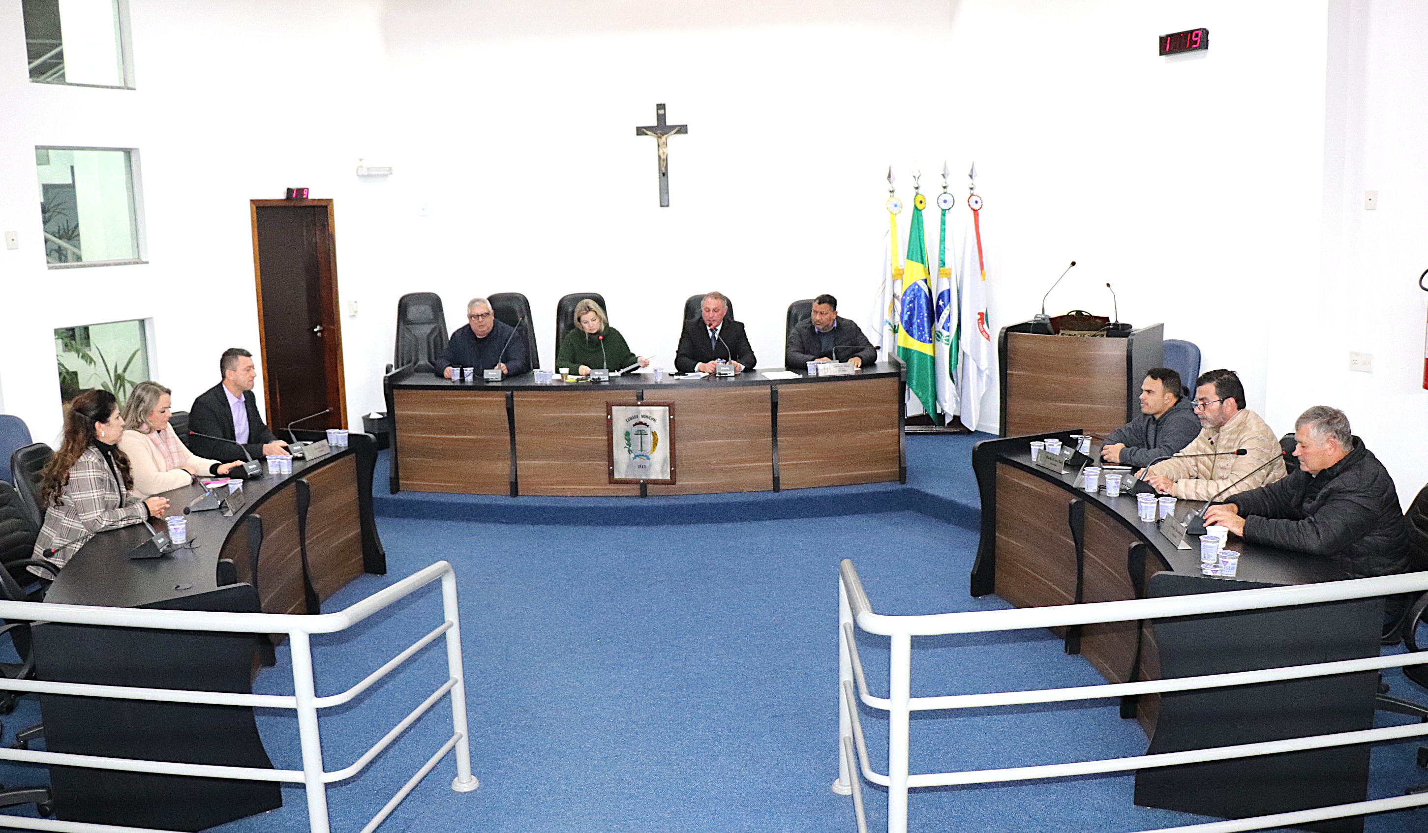 Projetos de Lei nº 047, 048, 049 e 050/2025 do Executivo são aprovados em Sessão Extraordinária