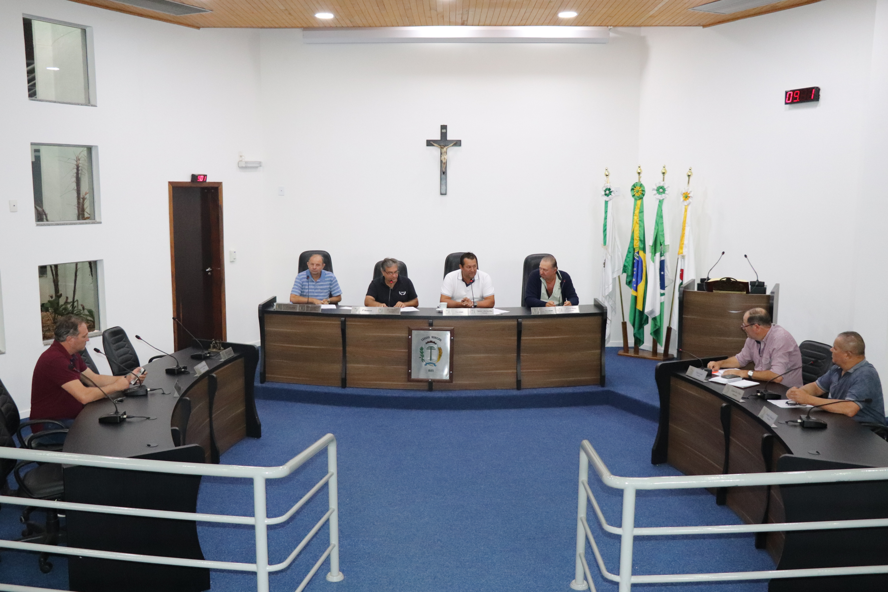 Vereadores aprovam abertura de crédito de até R$ 16,8 milhões para continuidade de obras e serviços