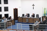 Vereadores solicitam à Operadora Tim melhorias na qualidade do sinal e ao Procon fiscalização de juros abusivos praticados no comércio 